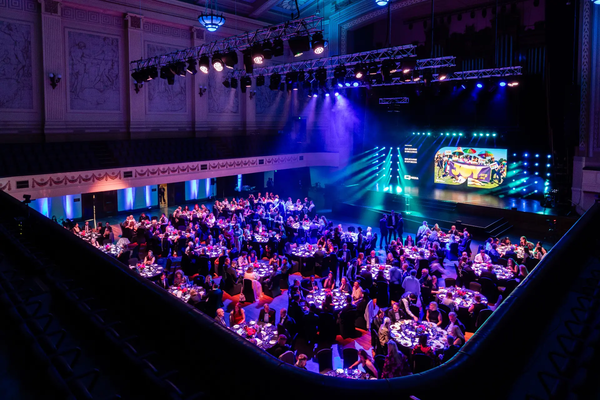 MelbTownHall-MainHall-People-11
