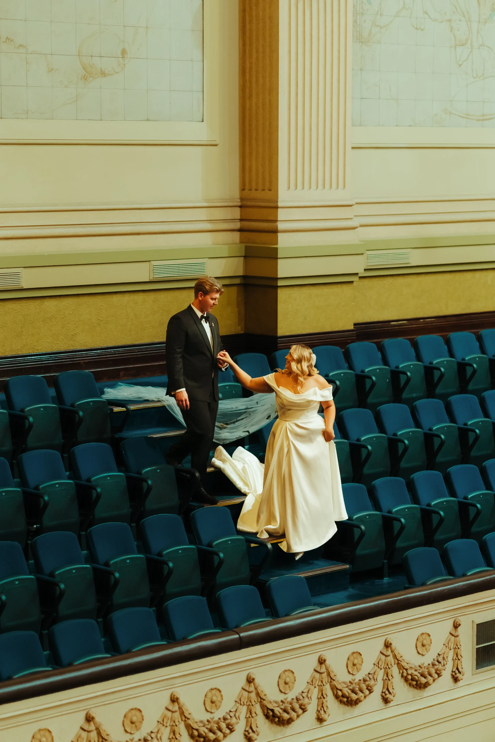 CJ-PorticoBalconyWedding-JacksonGrant-54