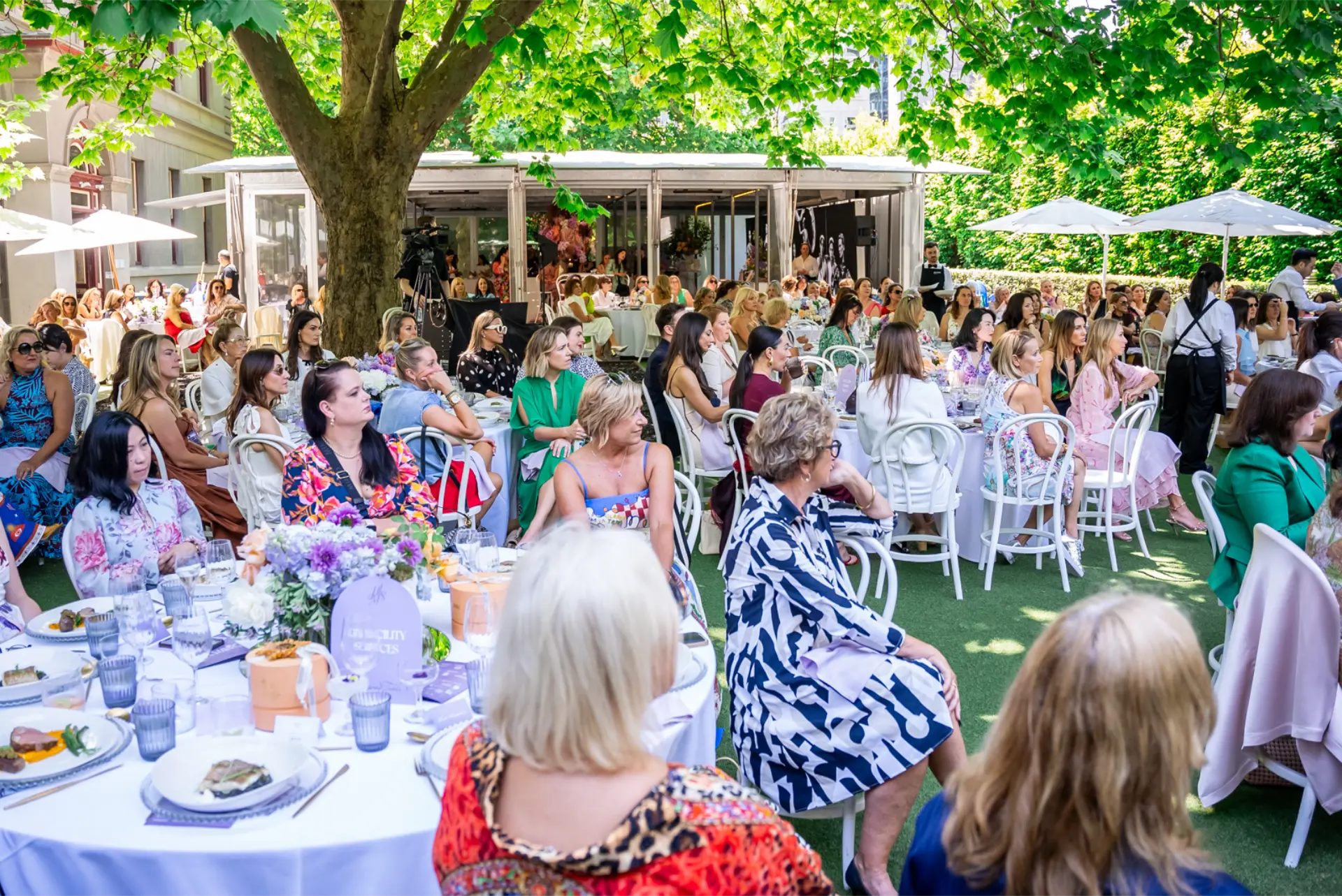 Hellenic-EasternCourt-People-16