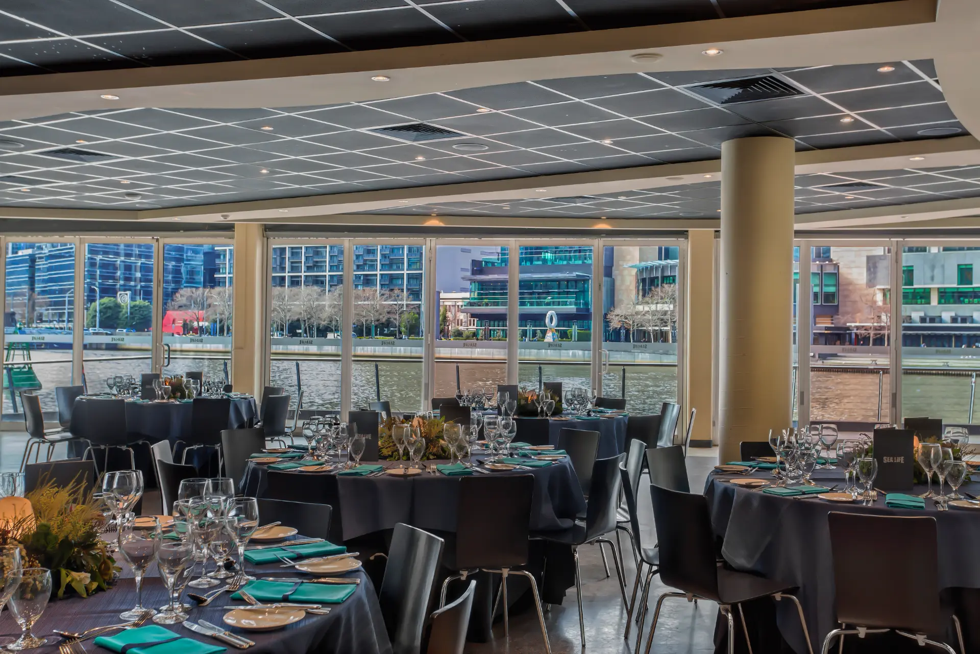 SEALIFE-CoralAtoll-Setup-5