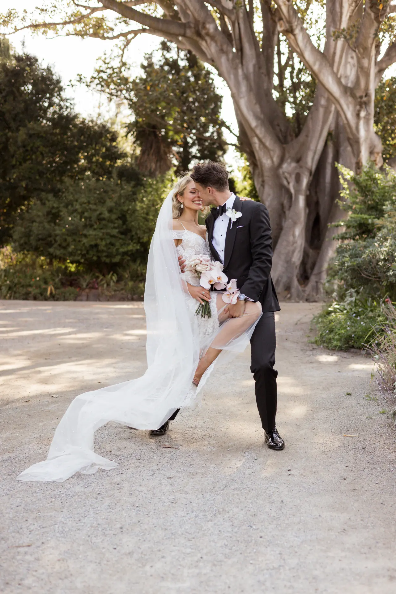 FeaturedWedding-LindzayAndrew-RipponLea-7